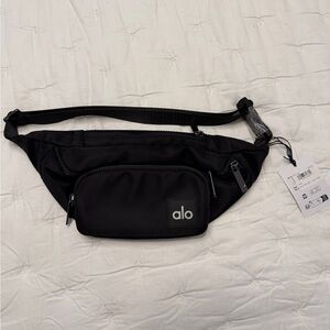 ALO Yoga Black Belt Bag